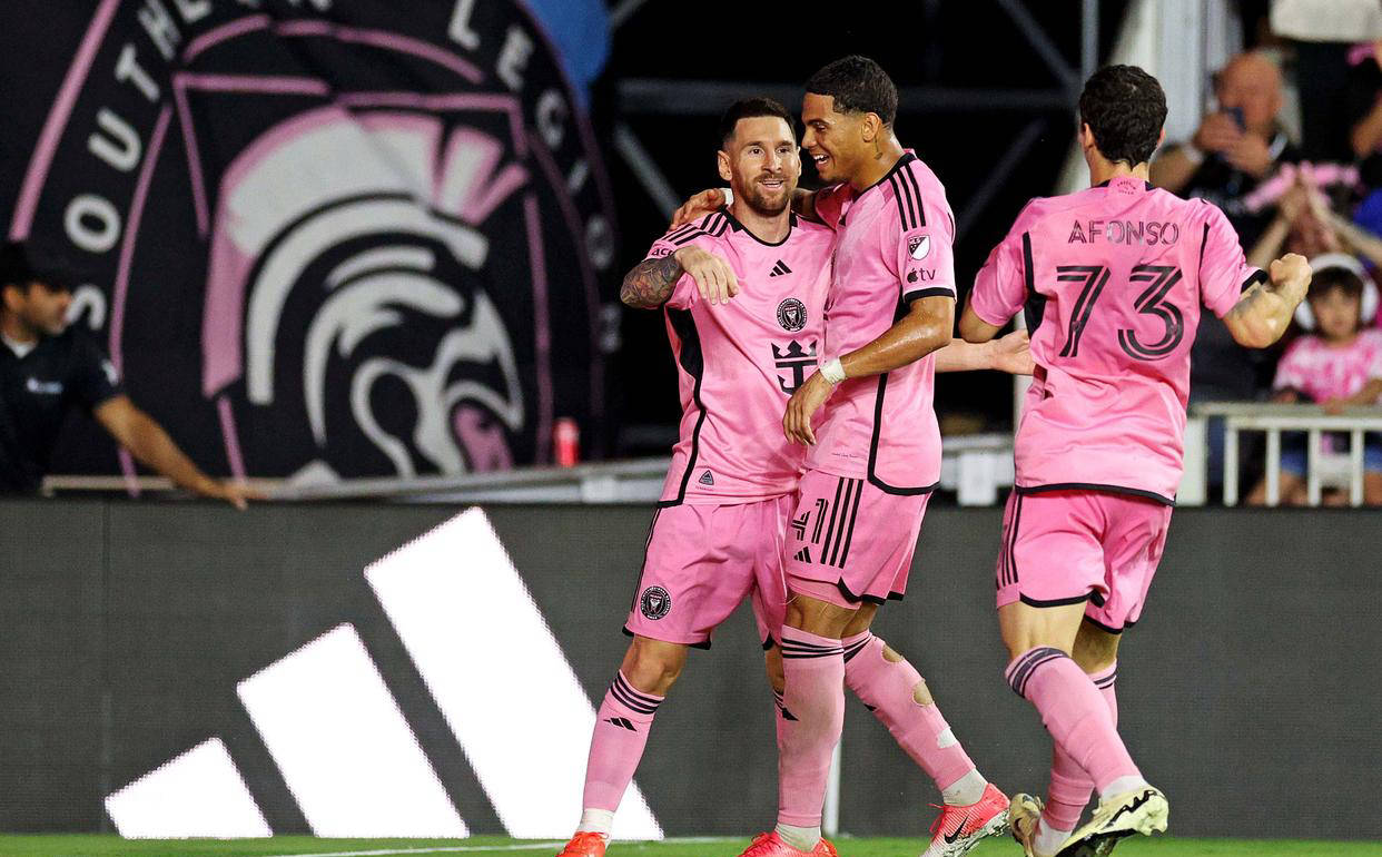 kaiyun sports app-包含意甲不断扩大国际合作，开拓全球市场的词条