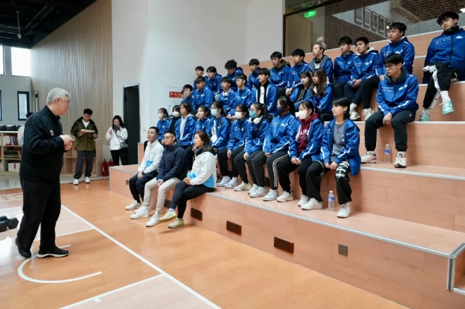 中国篮球对外援助与合作,推动全球体育交流的简单介绍 中国篮球对外援助与合作,推动全球体育交流的简单介绍